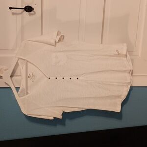 Kuhl White V-Neck T-Shirt Leg